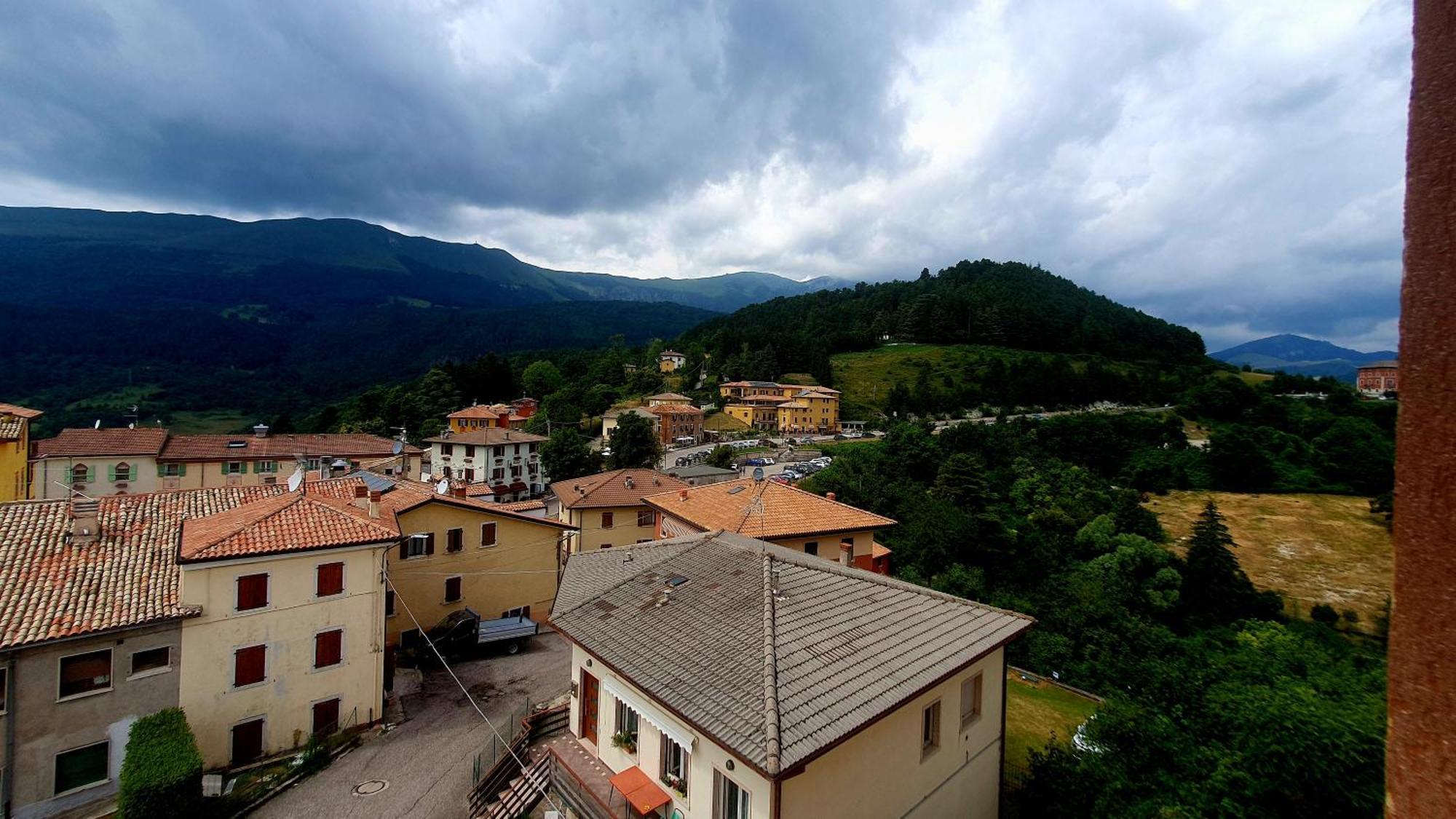Hotel Serena Spiazzi Di Caprino Экстерьер фото